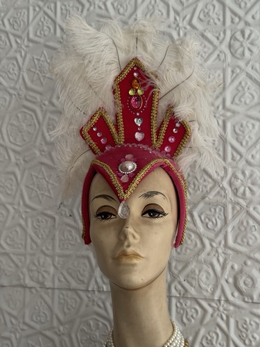Showgirl feather - showgirl,