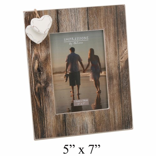 Shabby chic distressed wooden - chic,