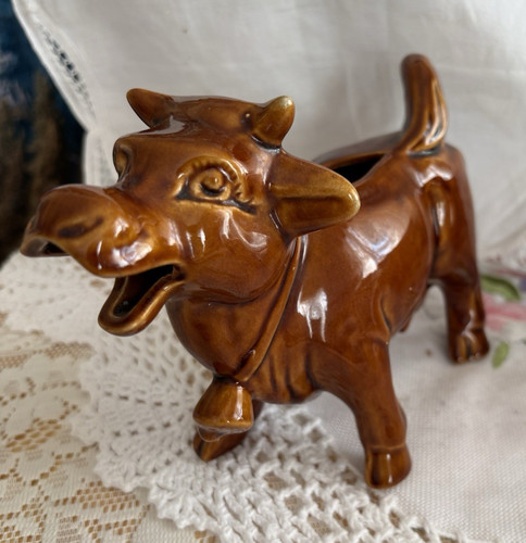 Brown glossy ceramic - brown,