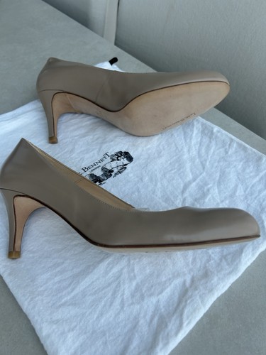 Bennett new nude court - lk,