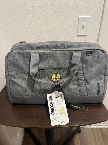 Incase duffle overnight bag - ,