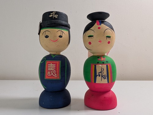 Pair handmade kokeshi - of,