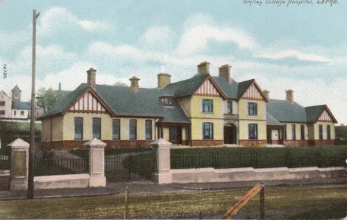Smiley cottage hospital larne - cottage,