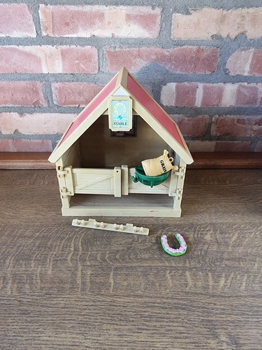 Sylvanian families stable - sylvanian,