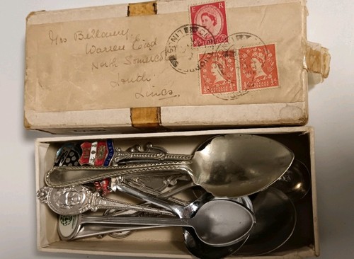 Vintage box full of - 💞,