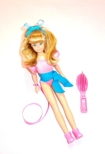 Barbie doll skipper 1983 - barbie, skipper,