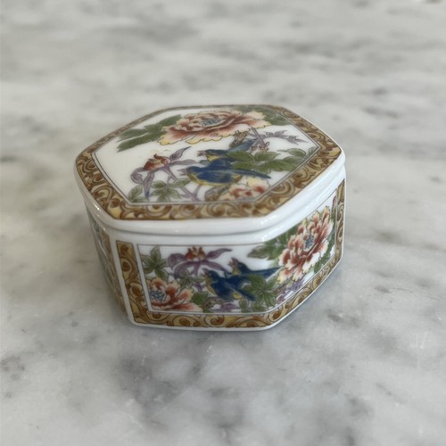 Vintage time bone china - time,