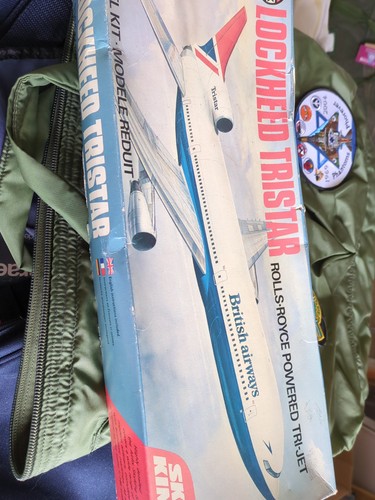 Airfix sky king 144 - airfix, tristar