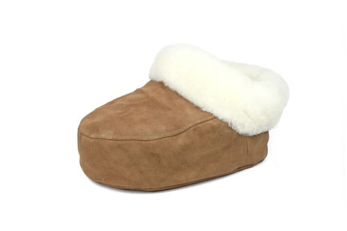Sheepskin foot muff - ,