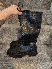 Black Croc Effect Lace Up mid calf Boots Size 5 – Chunky Sole Gothic Style