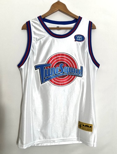 Nike lebron james looney - james,