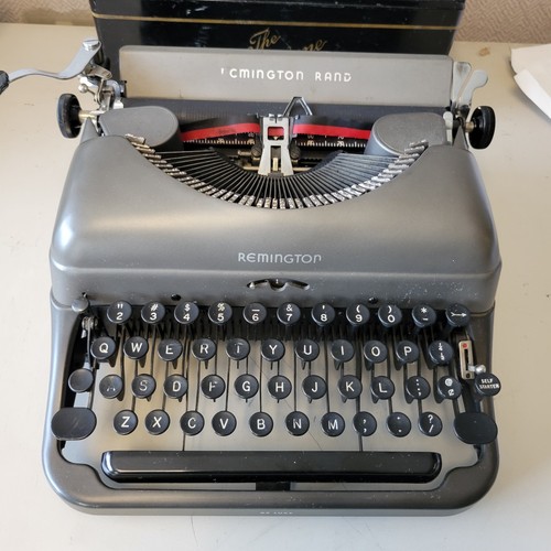 1940s remington rand deluxe - 1940s,