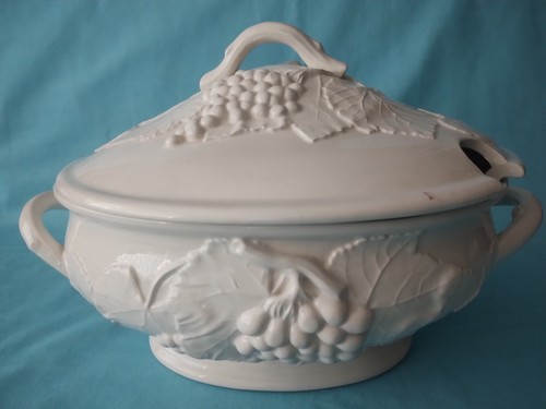 Vintage large lidded - large,