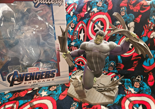 Diamond select marvel gallery - select,