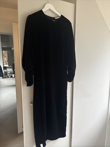 Zara black velvet style dress - style,