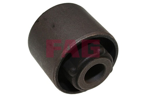 New control arm - arm-/trailing,