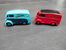 2 x Dinky Toys Morris Van 465