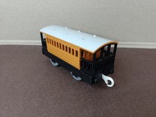 Henrietta - Tomy Trackmaster -