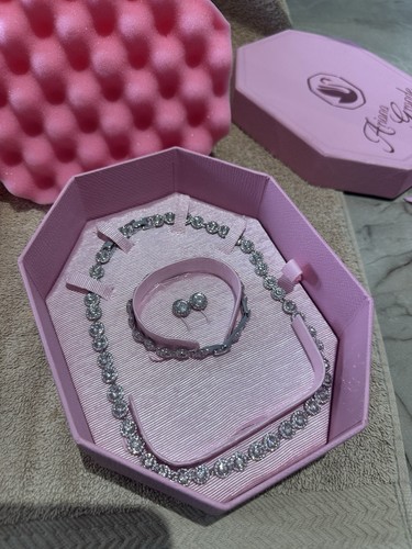 Swarovski ariana grande heart - swarovski,
