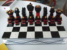 LEGO 40174 Iconic Chess Set boxed excellent condition complete with manual