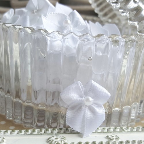 Satin ribbon pre tied - x, pre-tied