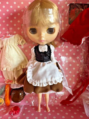 Neo blythe doll - blythe, "blackberry