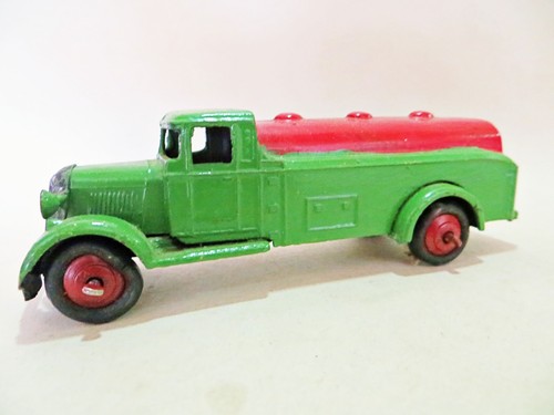 Dinky 25d petrol - dinky, petrol/fuel