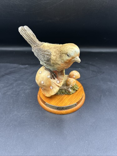 Porcelain figurine robin - porcelain,