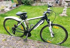 Trek 8.2 DS Dual Sport Bontrager AT750 Hybrid Bicycle White