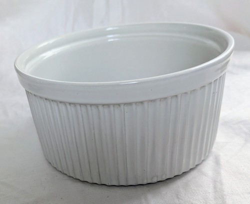 Vintage white ceramic soufflé - white,