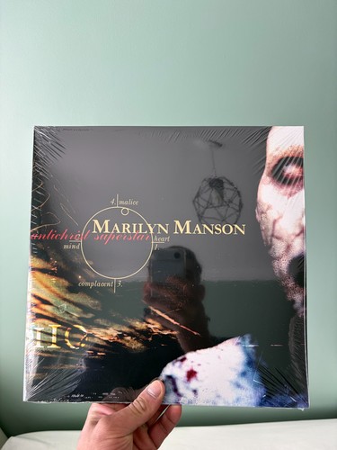 Marilyn manson alternate - marilyn,