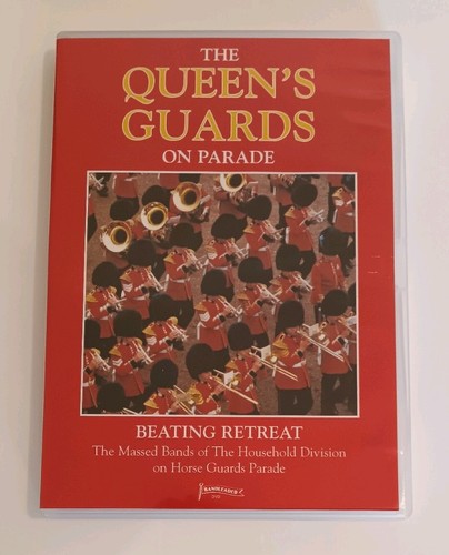 The queen guards - queen's, parade