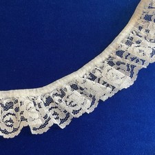 Gathered Lace, Dovecraft