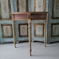 BEAUTIFUL CONSOLE TABLE