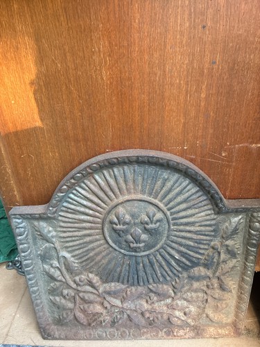 Louis xiv cast iron - cast, fire