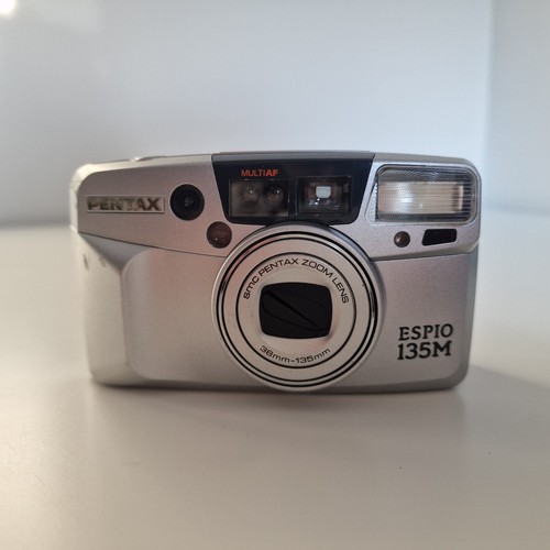 Pentax espio 135m 35mm point - 35mm, &