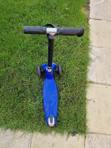 Micro scooter maxi deluxe blue - deluxe,