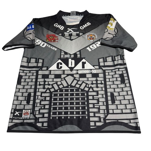 Castleford tigers rugby shirt - castleford,