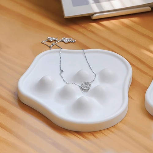 Trinket dish organizing - trinket,