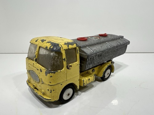 Corgi toys erf - corgi,