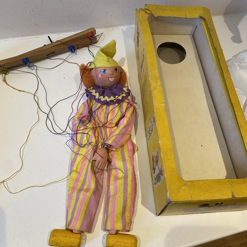 Vintage pelham puppet clown - vintage,