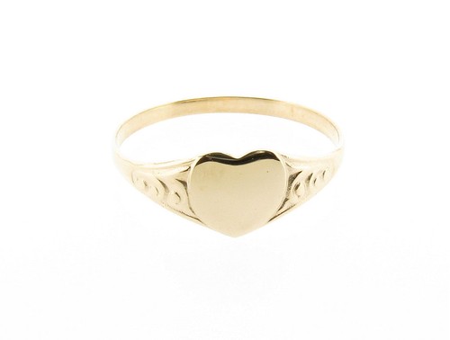 Solid 9ct yellow gold - solid, heart
