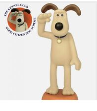 ROBERT HARROP FIGURINE ~