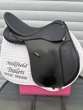 17.5 Black Wintec VSD With Cair General Purpose Saddle With Adjustable Gullet