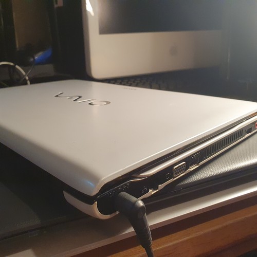 Sony vaio laptop sve151g11m - sony,