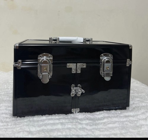 Makeup jewellery organiser - makeup,