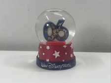 WALT DISNEY WORLD Water Globe Snow Flake Figurine MICKEY MOUSE  3" Snow Globe 06
