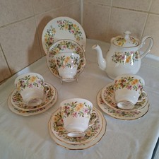 Colclough Hedgerow Tea Set  15 pieces 