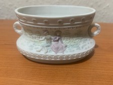 LLADRO DAISA Giftware Victorian children miniature Urn Vase