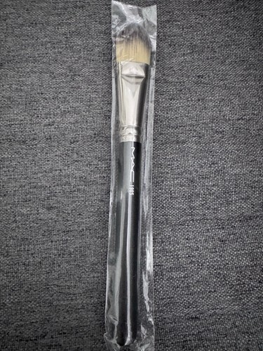 Mac 190s foundation brush - mac,